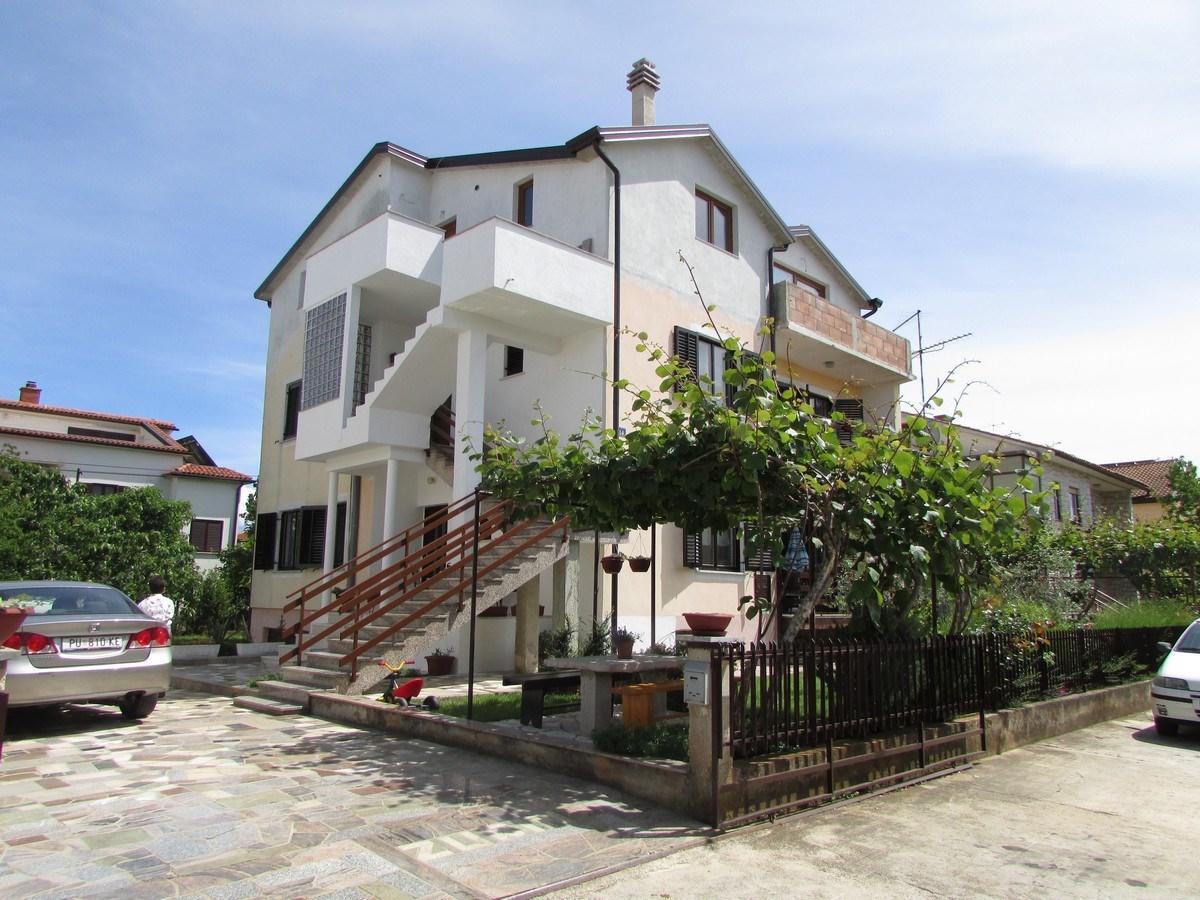 Mirela House With Apartment ウマグ エクステリア 写真